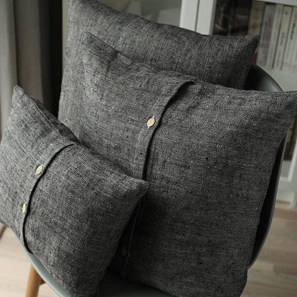 LinenMe - Wholesale Throw Pillow Cover - Linen Cushion Cover Black Chevron1
