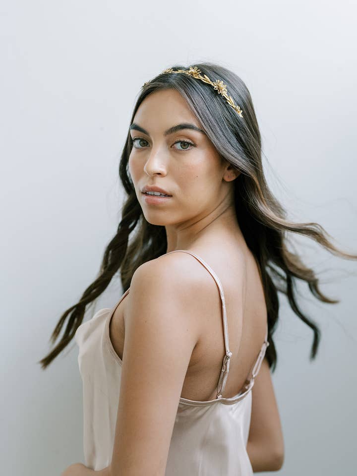 Tiny Floral Vine Gold Headband, Crown, Hairpiece, Wedding por atacado de Acute Designs