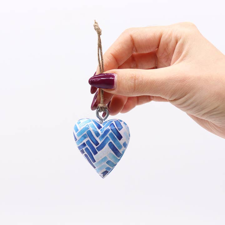 AWGifts Europe - Wholesale Pendant/Charm Necklace - Wholesale Decor Wood Hearts
11