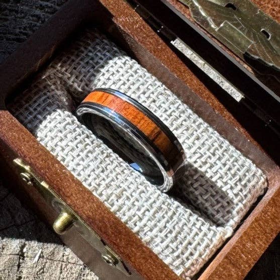 Stonington Designs/Hitch-Crafter - Wholesale Band/Stacked Ring - Heritage — 6mm Wood Inlay Tungsten Ring3
