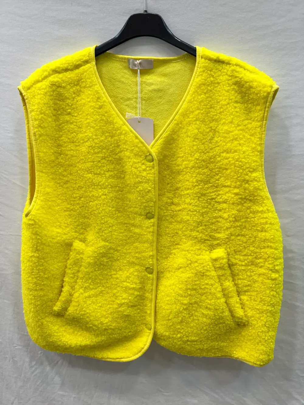 Mimi & Gogo - Wholesale Outerwear Vest - Women's - Buttoned Fleece Vest @3192_GiletMoumoute0