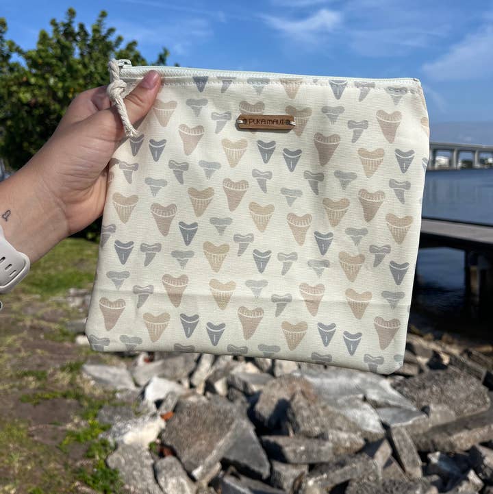 Puka Maui - Wholesale Pouch - Women's - Shark Tooth Pouch0