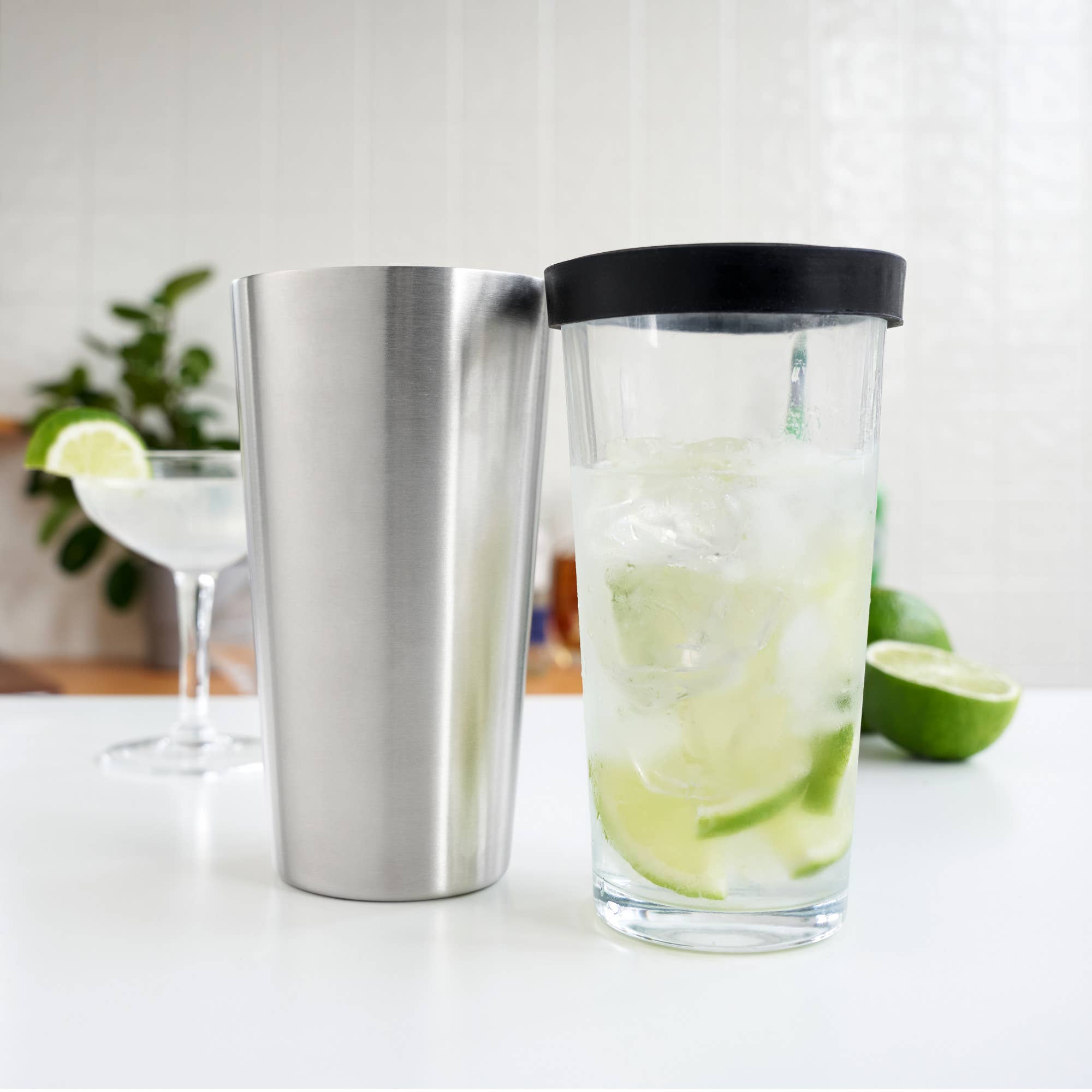 TRUE - Wholesale Cocktail Shaker - Barkeep Boston Shaker w Stainless Steel Tin and Mixing Glass3