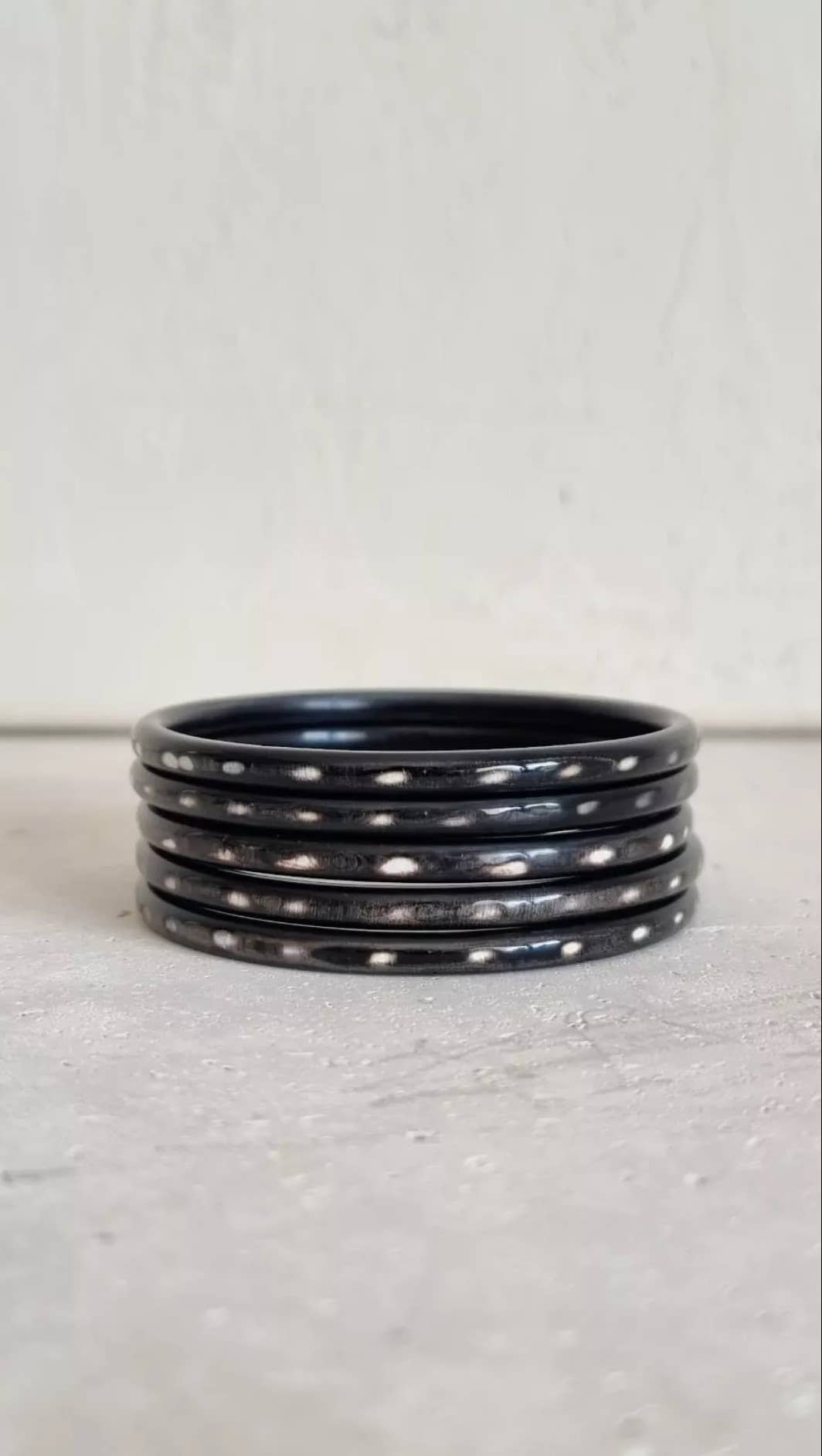 Le Coin Sauvage - Wholesale Bangle Bracelet - Horn Bangle Bracelet - 5 mm - Tiger2