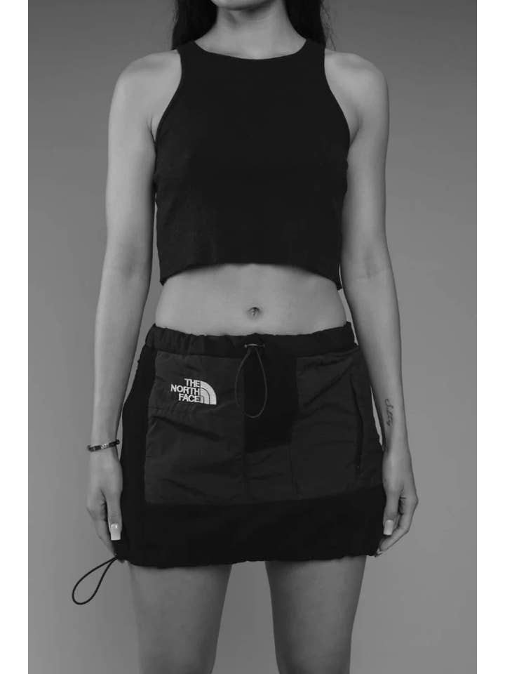 Frankie Collective - Venta al por mayor Falda - Mujer - Falda Mini de Forro Polar Rework North Face3