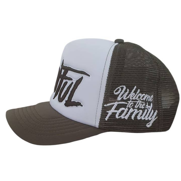 Painful Clothing - Wholesale Trucker Hat - Unisex - Khaki trucker cap2