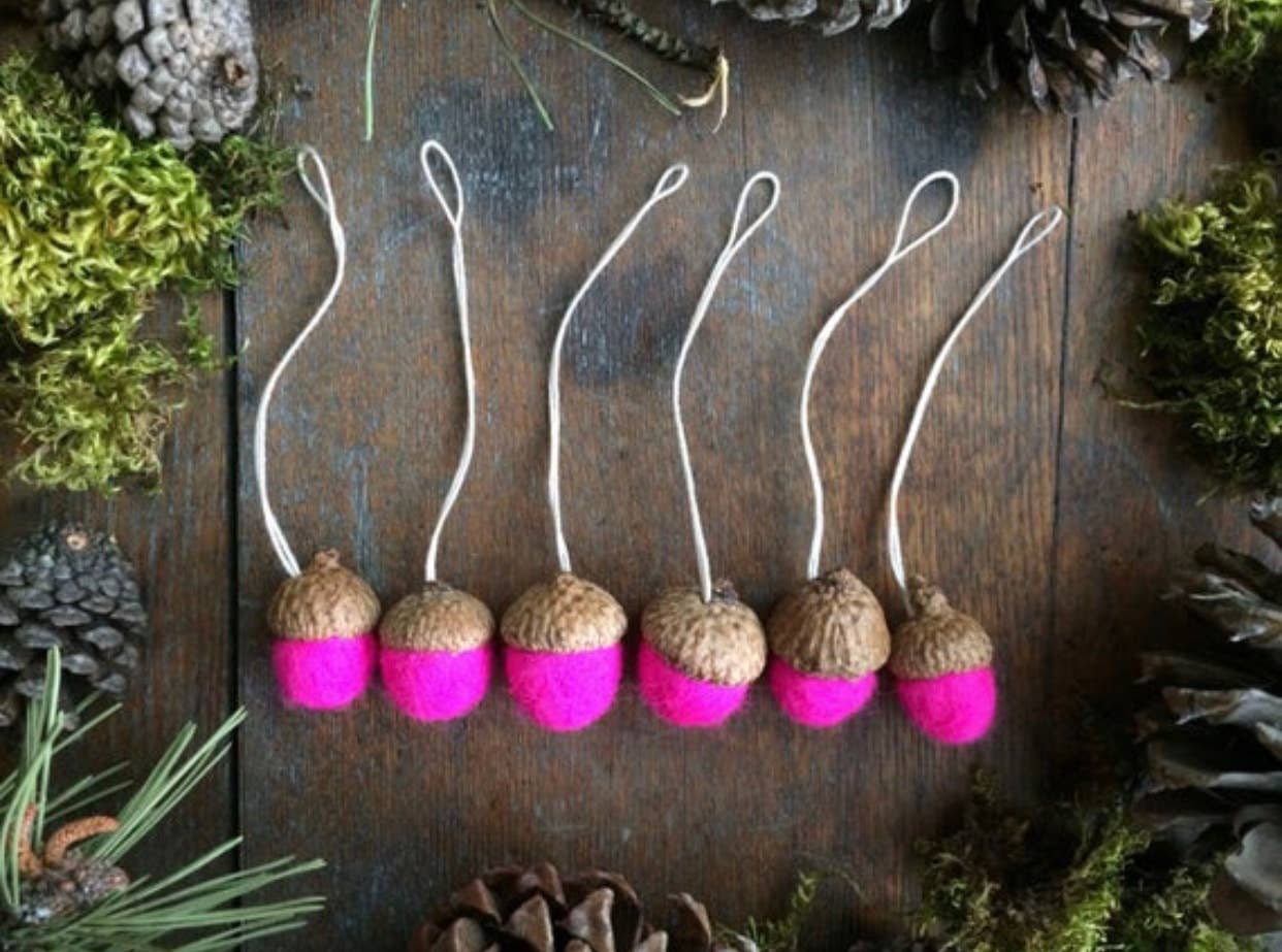 House of Moss - Vendita all'ingrosso Decorazione - Ornamento Ghianda | Mini Ornamento in Lana | 18 Colori3