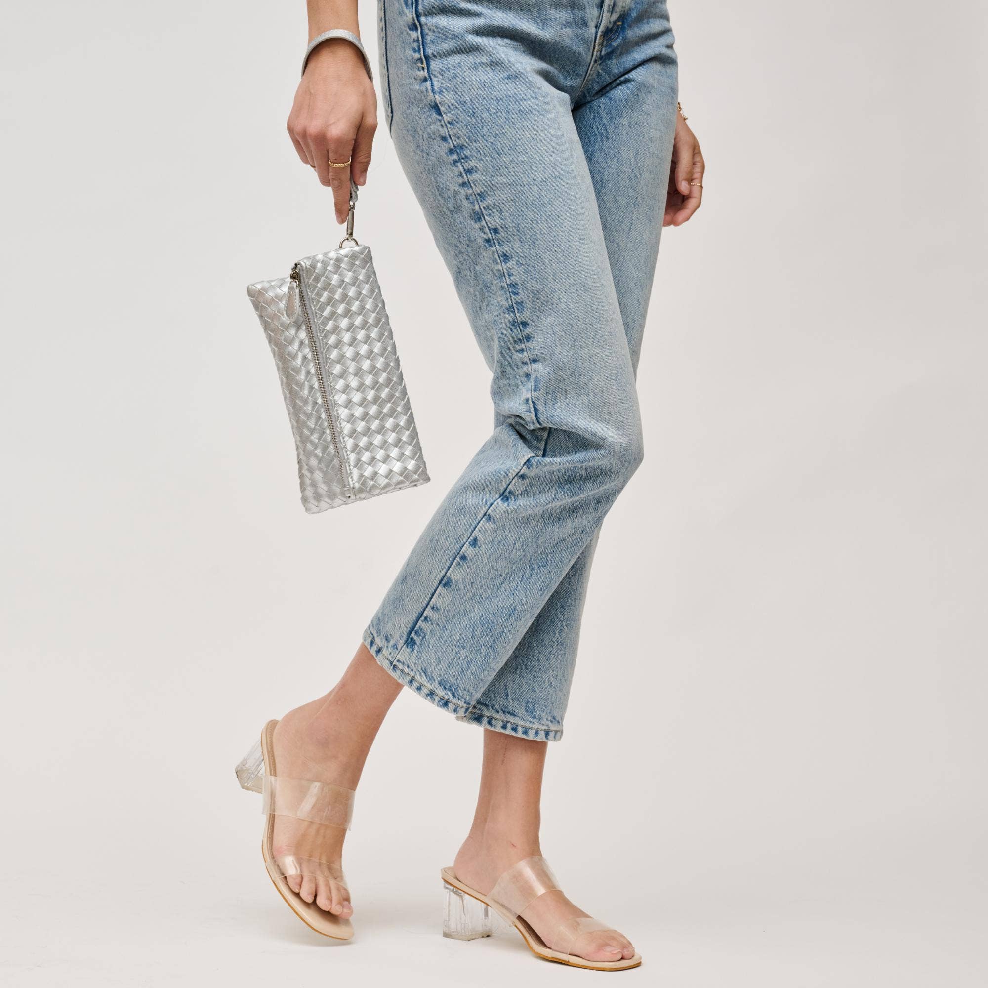 Urban Expressions – wholesale Clutch bag – women's – Aria Woven Wristlet Clutch30