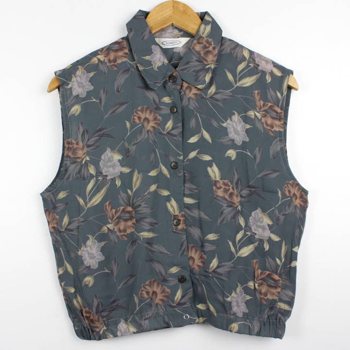 Sun's Out! - Wholesale Button Down Shirt - Women's - Reworked Vintage Sleeveless Button Up Blouse - Cinched13