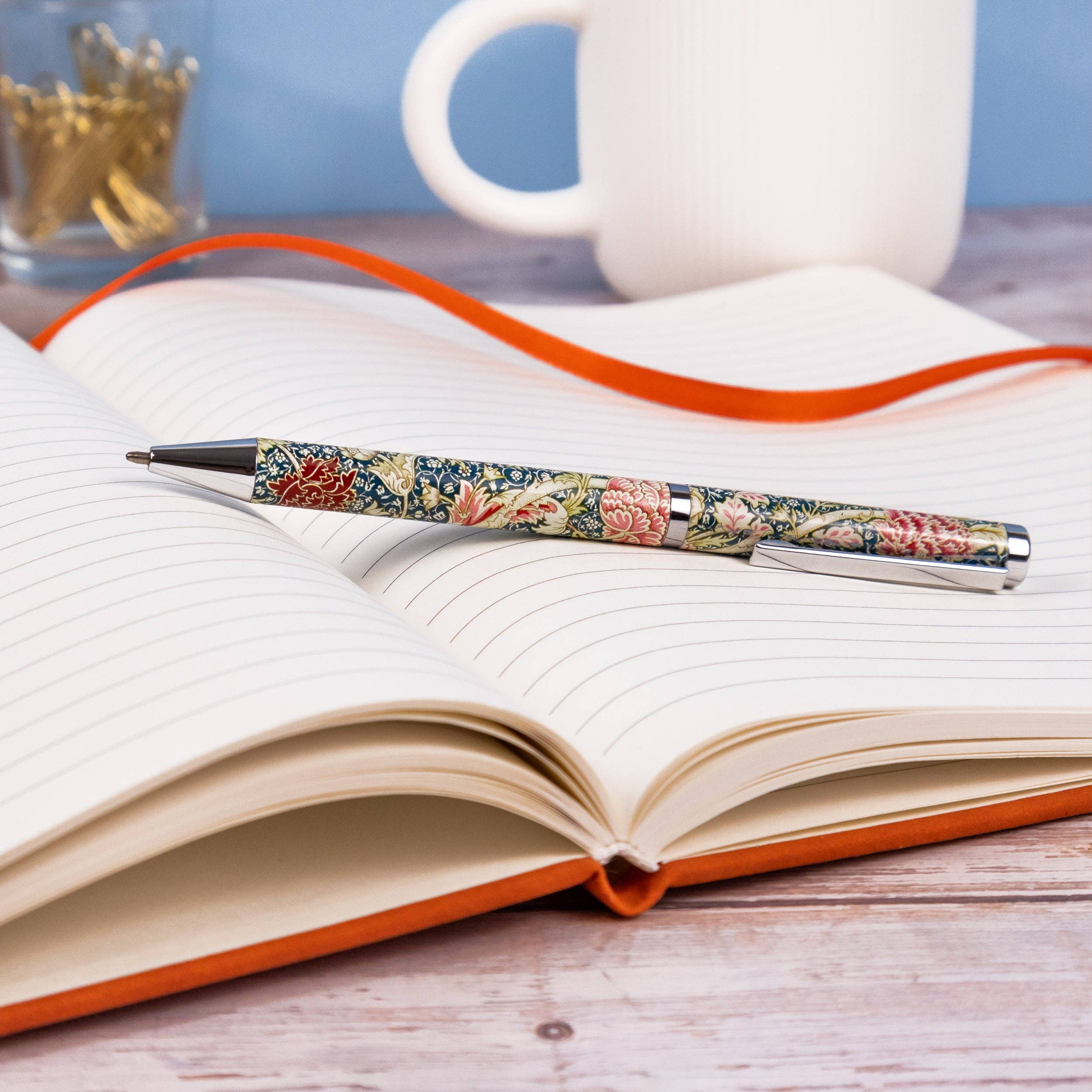 Robert Frederick Ltd – wholesale Pen – William Morris Cray Ballpoint Pen in Gift Box4