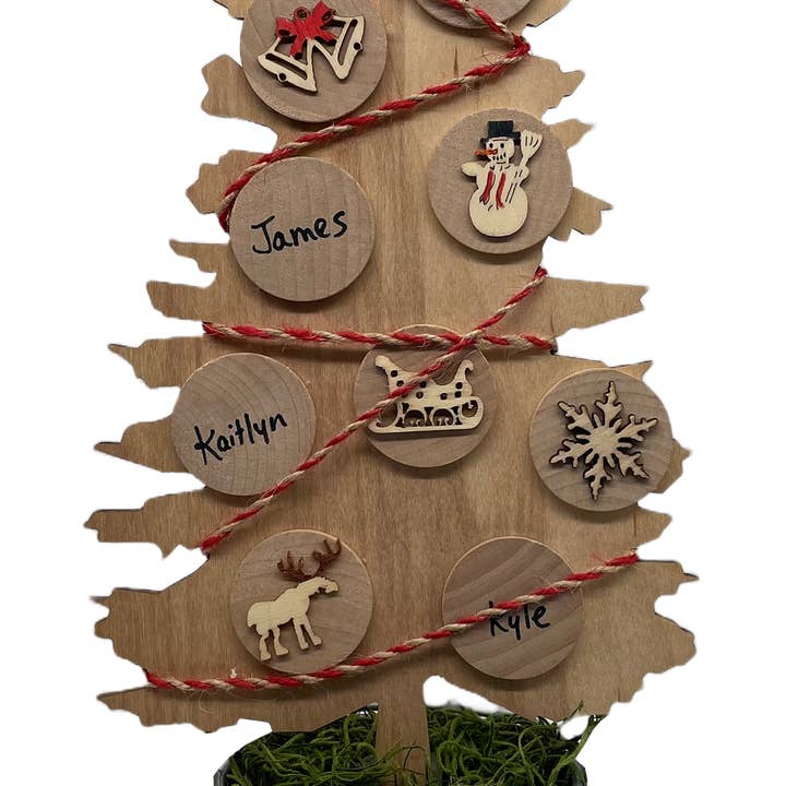 FamilyTree Traditions LLC - Wholesale DIY Craft Kit - Rustic Family Christmas Tree, Craft Kit1