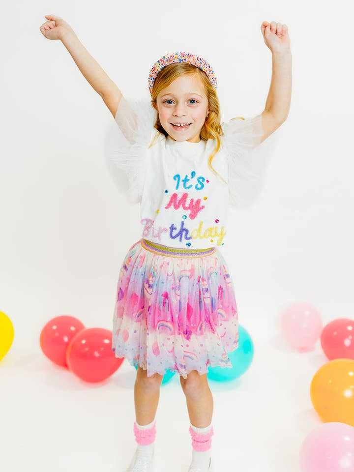 Haut à manches en tulle "C'est mon anniversaire" pour la vente par Three Wildflower Designs