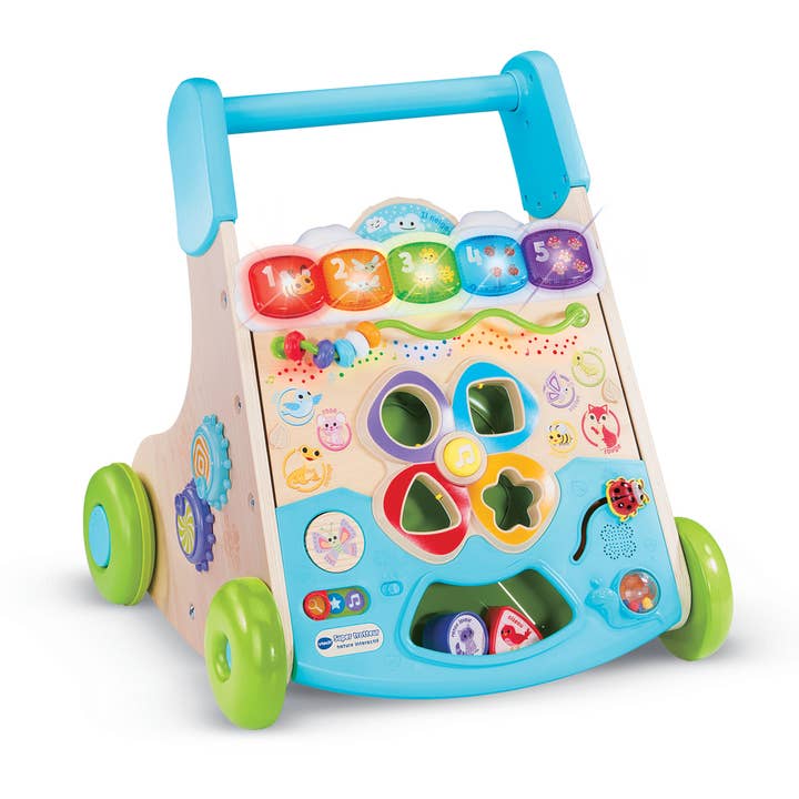 Super trotteur nature interactif en bois certifié FSC pour la vente par VTech Electronics