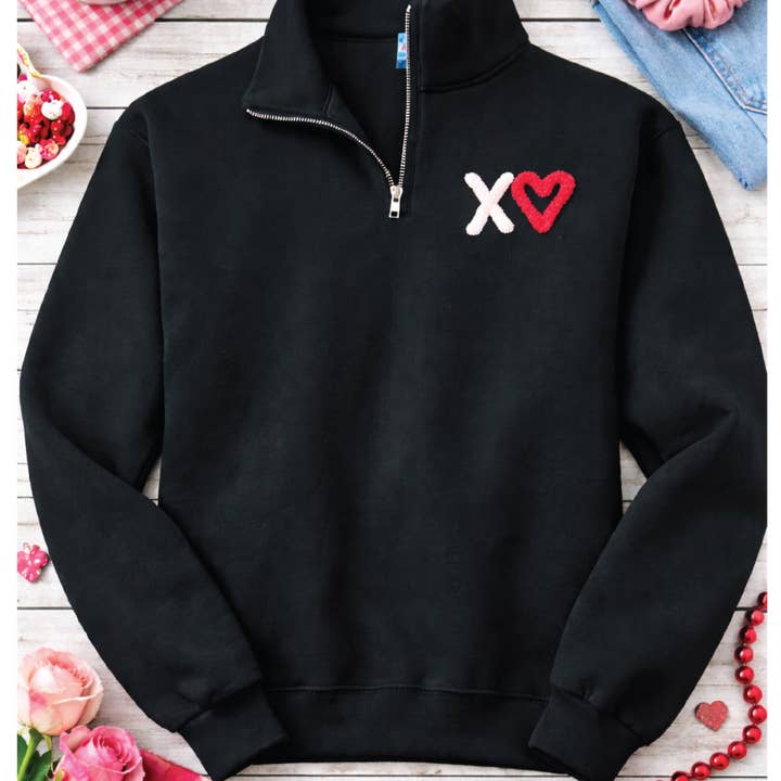 Yarn XO Quart de Zip pour la vente par The Stitch House, LLC