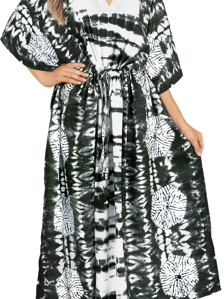 Caftan Tie-Dyed Ocean pour femme pour la vente par Happy Bay / La Leela