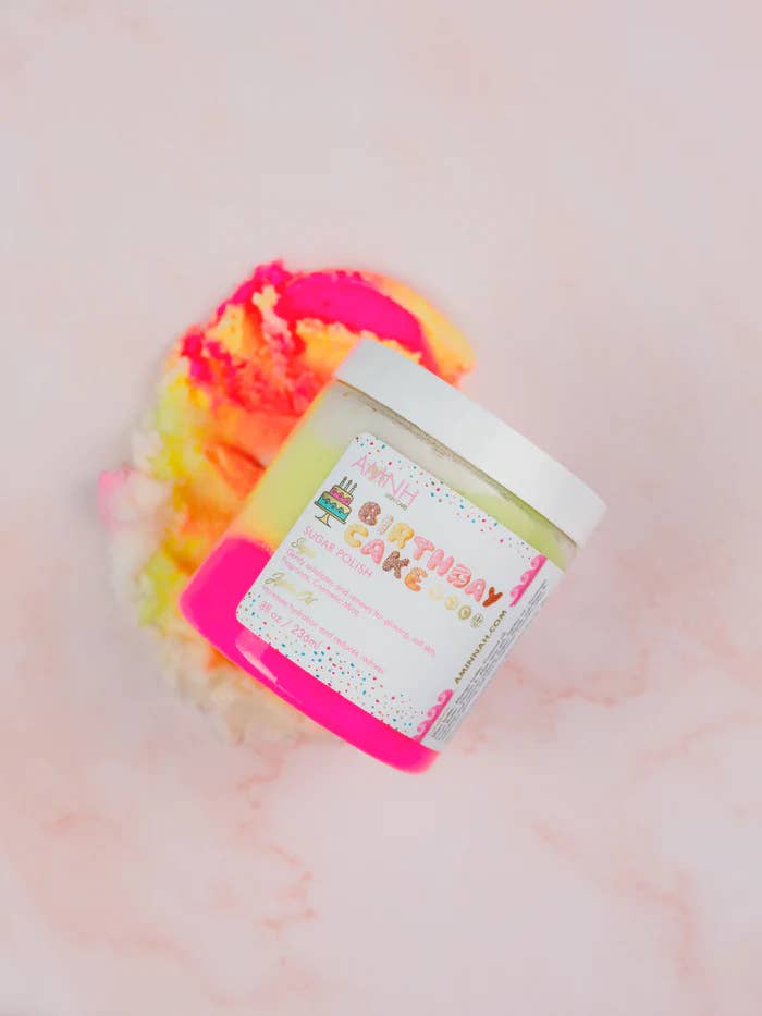 AMINNAH - Wholesale Body scrub/exfoliant - Birthday Cake Sugar Scrub