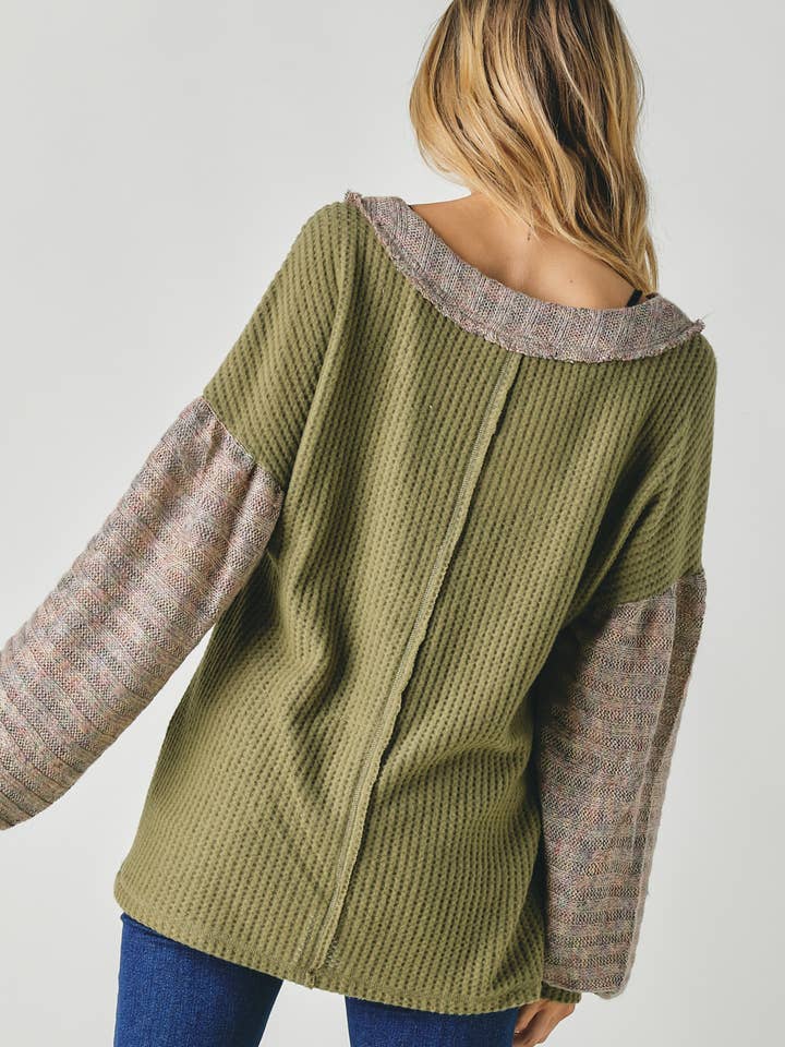 Davi & Dani - Wholesale Tunic - Women's - PLUS COLOR BLOCK V NECK LONG SLEEVE TOP11