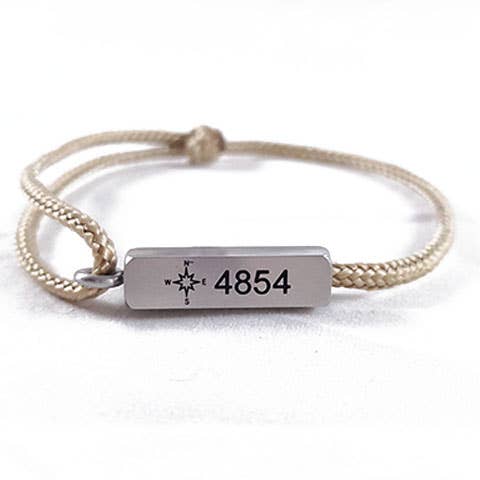 Pulsera brújula en plata/arena para venta al por mayor de Compass Bracelets