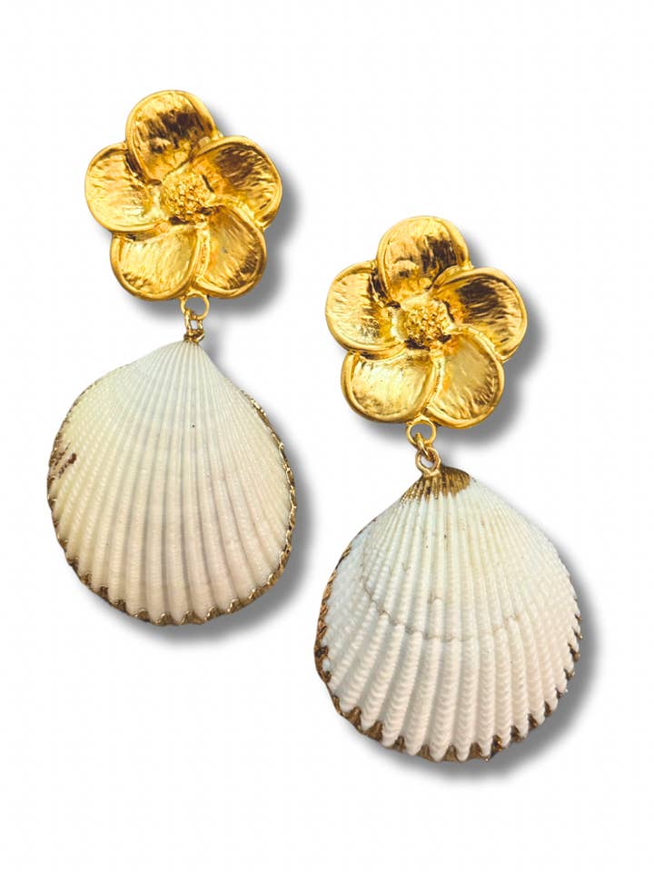 Boucles d'oreilles coquille de sirène pour la vente par Southern Marc Designs