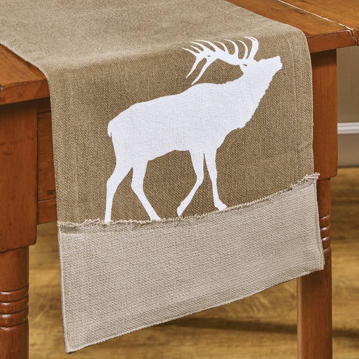 Elg Lodge Applikationsløber 54"L for engroshandel hos Park Designs