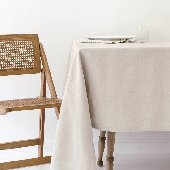 Heirloomed Collection – wholesale Tablecloth – Linen Tablecloth in Oatmeal