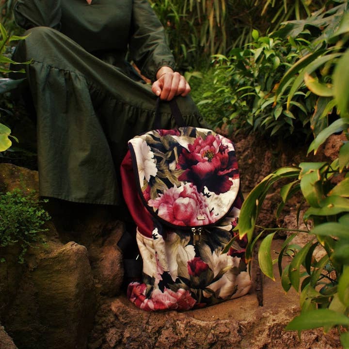 Manufaktura MMS - Wholesale Backpack - Women's - Backpack Rucksack / vegan backpack / red backpack1