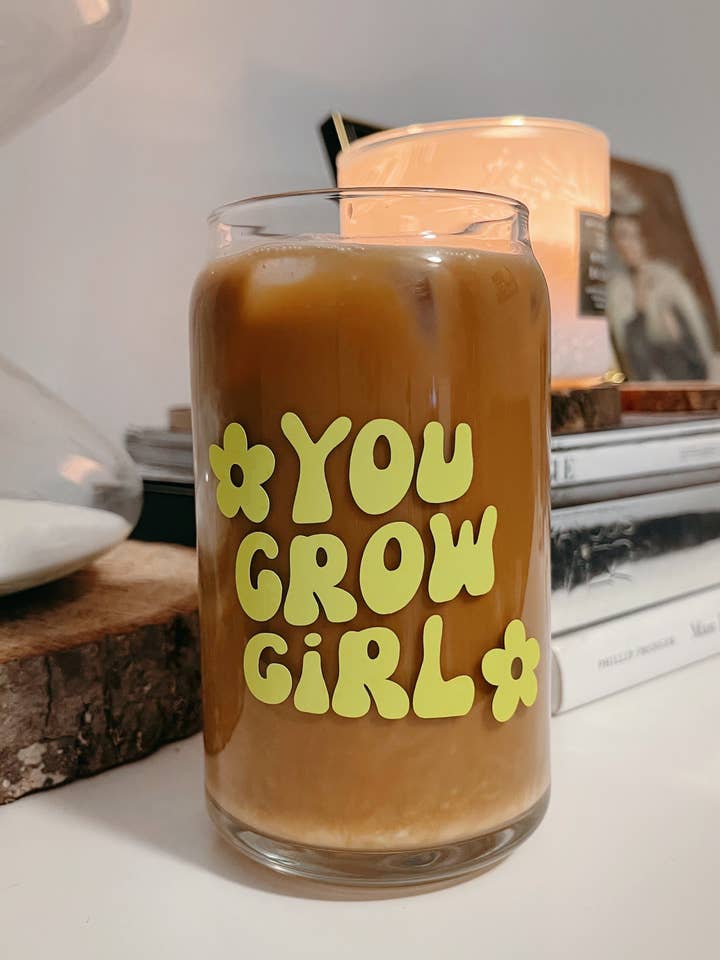 Du odlar Girl Glass Cup | Iskaffeglas för wholesale av Anissa Yanira Shop