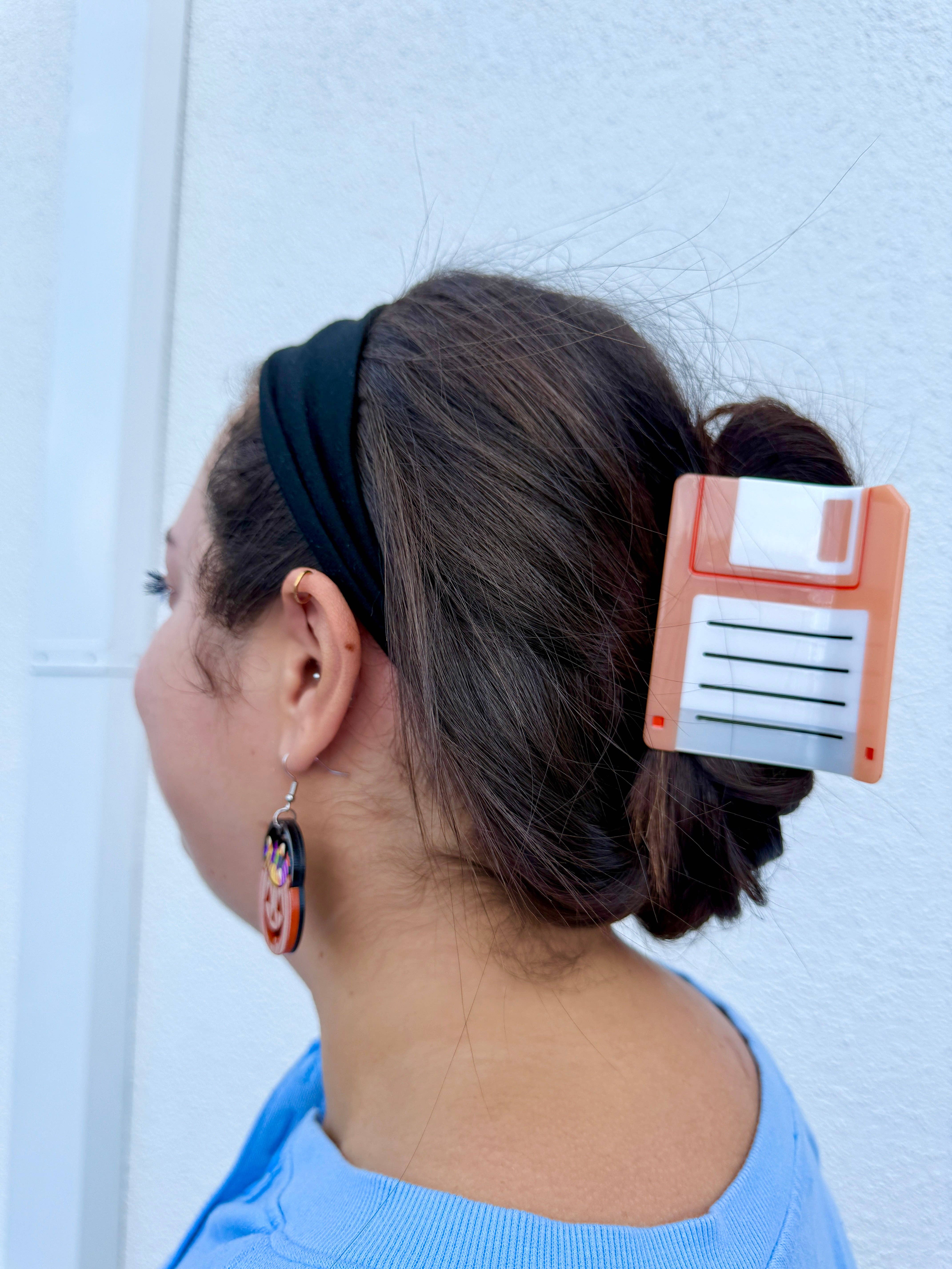 Myrickle - Wholesale Hair Clip - Women's - Floppy Disk Hair Claw Clip 90s Nostalgia Retro Gift1