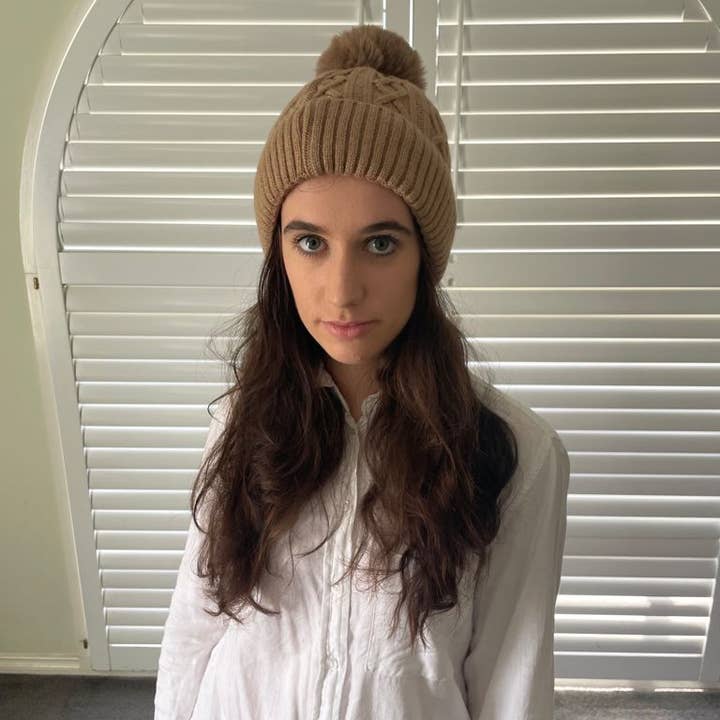 Cinnamon Creations - Wholesale Beanie – Women's - WINTER POM POM BEANIE - 70809