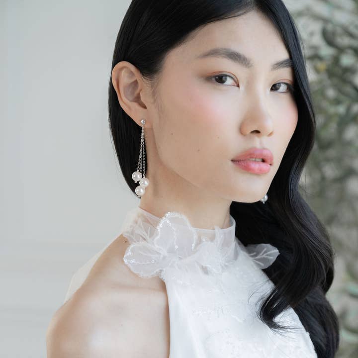 Pendientes de Novia con Perlas CAROLE para venta al por mayor de Blair Nadeau Bridal Adornments