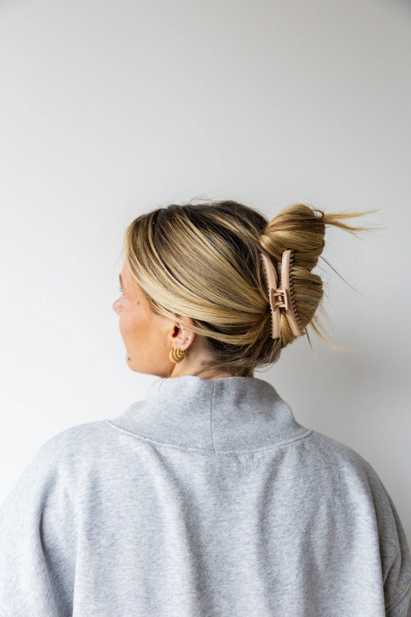 KAXI - Wholesale Hair Clip - Women's - Shiny Midi Hold Everything Claw30