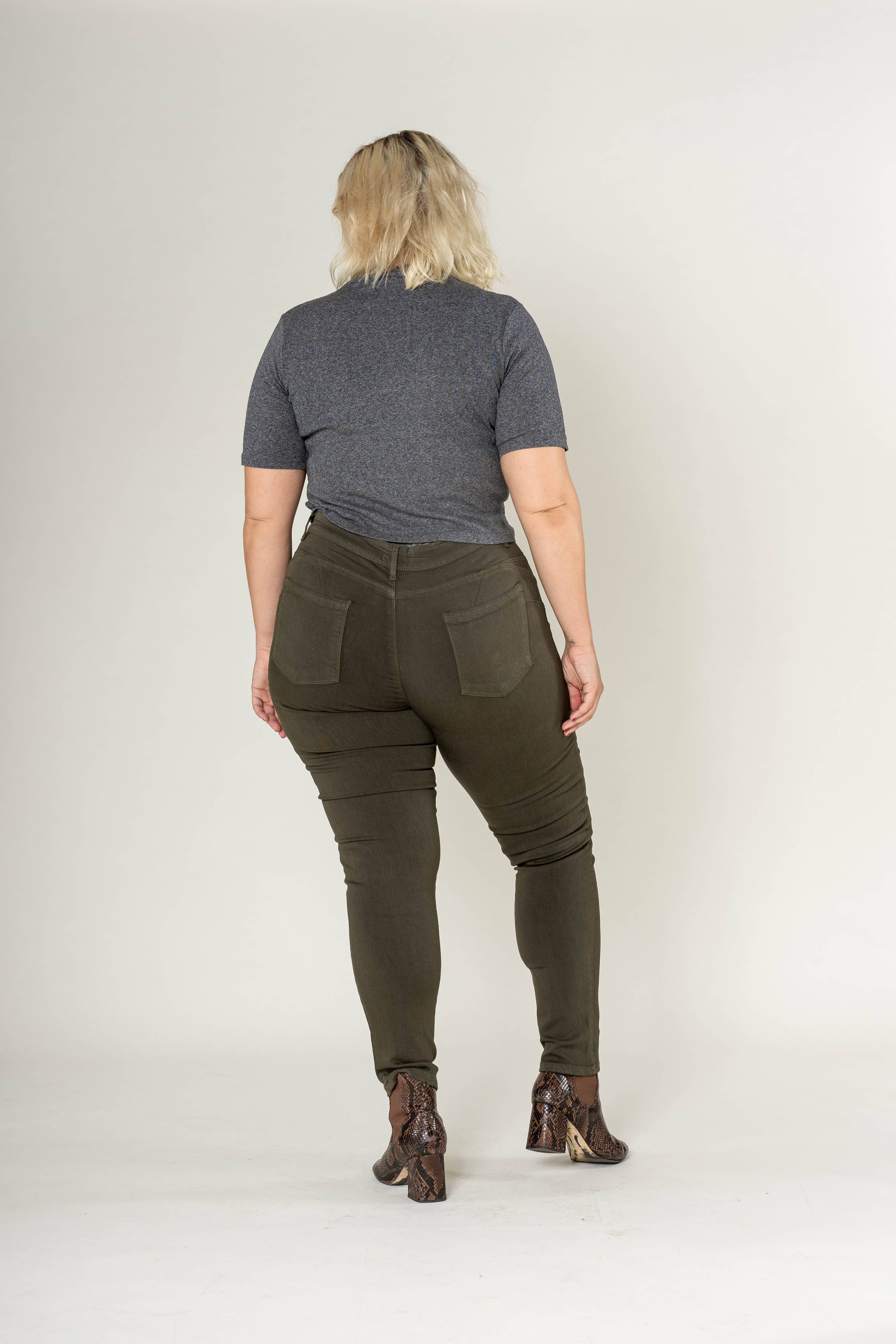 Nina Carter - Wholesale Pants - Women's - Curve Plus Size Ultra Comfort and Stretch Push Up P6117