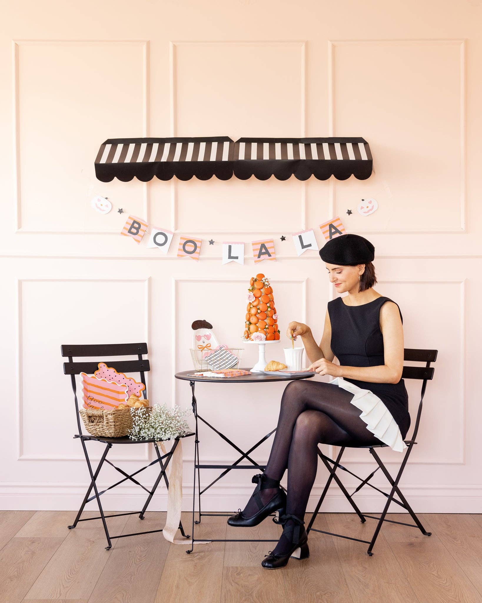 My Mind’s Eye - Wholesale Disposable Plate - BLL1240 - Pink with Black Star Paper Plate4