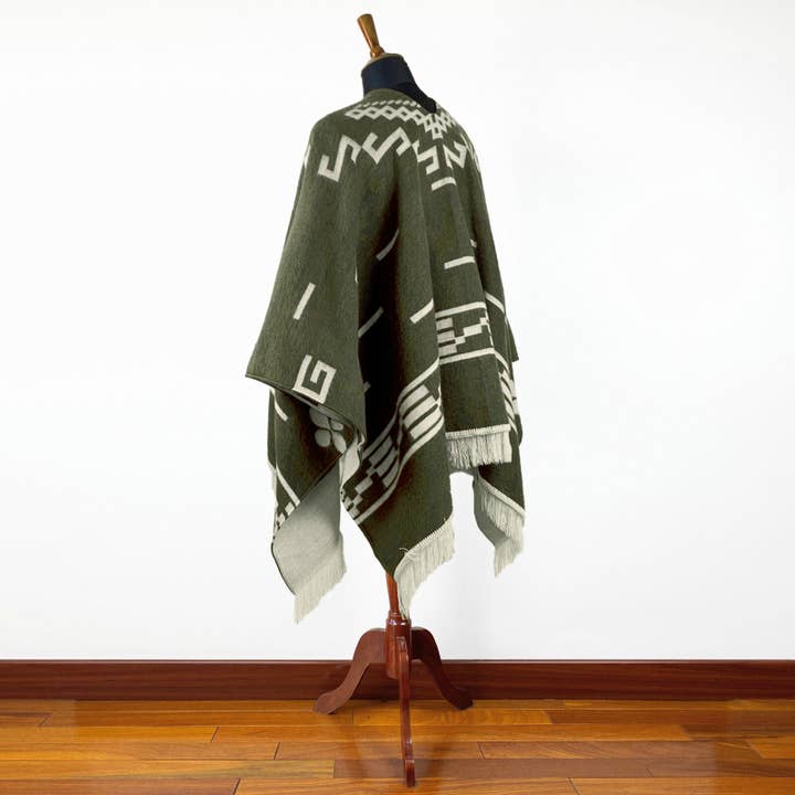 ECUALAMA - Wholesale Poncho - Unisex - Clint Eastwood Poncho cowboy Serape replica handmade of Alpaca wool Unisex - olive green4