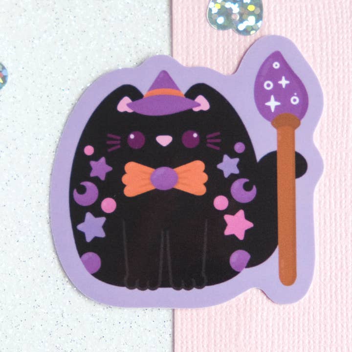 Catspell Witch Cat Klistermärke - Whiskered Wonders Collection för wholesale av Sparkles in the Wild