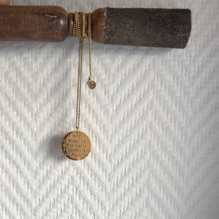 MARLAH - Wholesale Pendant/Charm Necklace - Amulet Necklace Every Day is a new beginning – Gold Talisman in Stainless Steel2