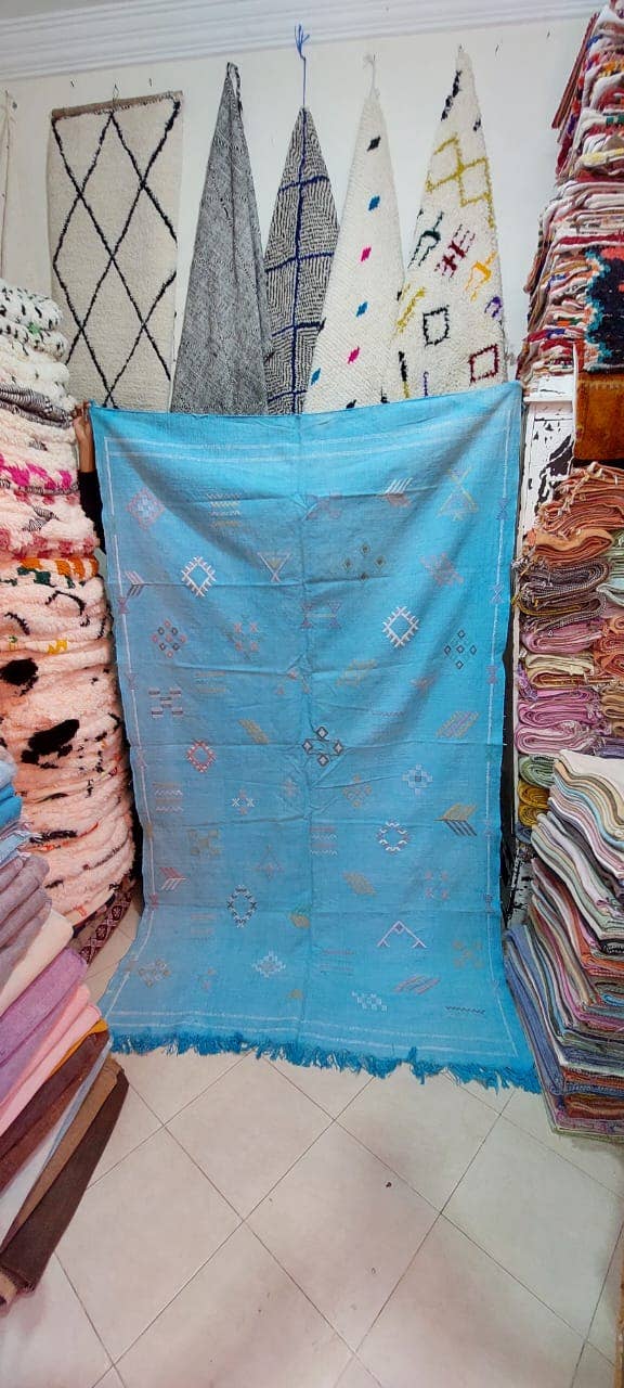 Maroccarpets Poufs and pillows wholesale +31648976894 – wholesale Area rug – New HANDMADE MOROCCAN Cactus Silk Rug20