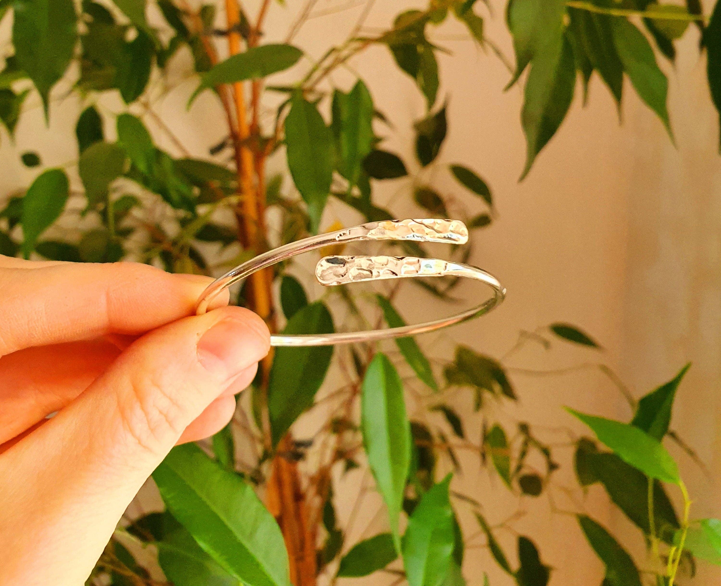 Kaali Boutique - Vendita all'ingrosso Bracciale a polsino - Bracciale in Argento Martellato, Bracciale Antiossidante9