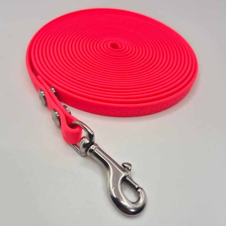 Hexa Tracking Leash 5 Meters/10mm - water-resistant webbing for wholesale by Herzband Manufaktur