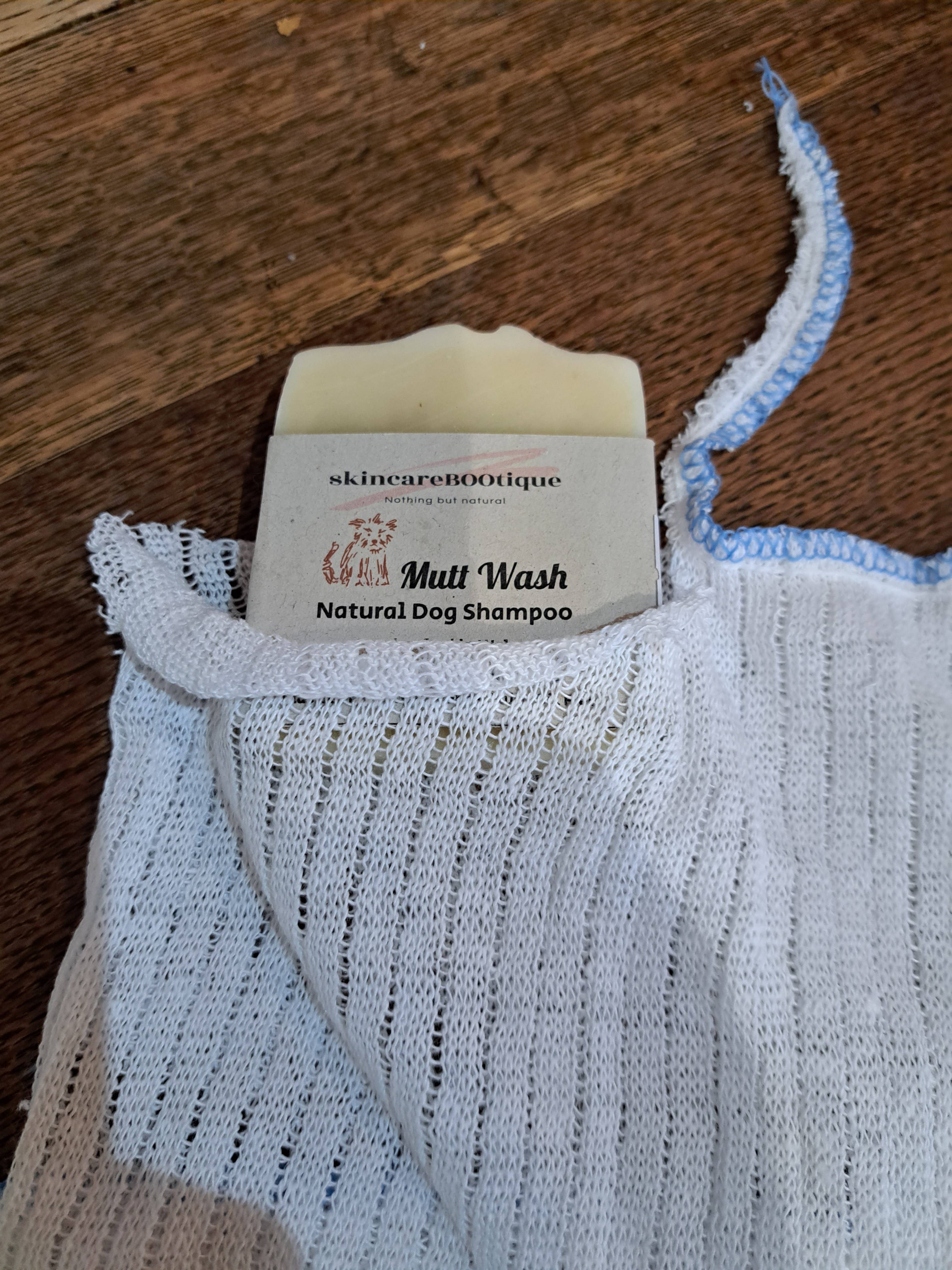 SkincareBOOtique – wholesale Pet shampoo – Dog – Dog Shampoo natural with tea tree helps prevent fleas6