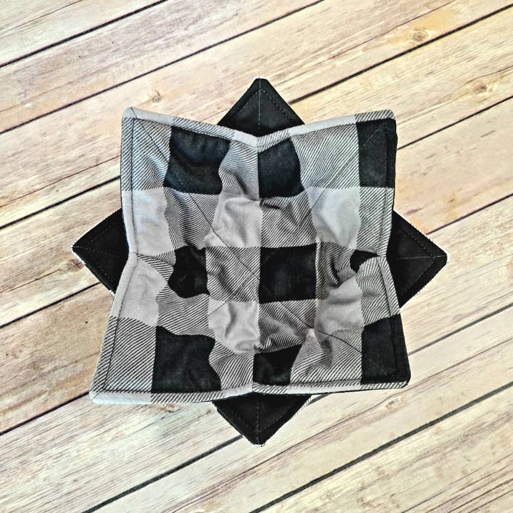 Burpie Bibs Boutique - Wholesale Oven Mitt/Pot Holder - Buffalo Check Plaid Bowl Cozy, Christmas Hot Pad, Padded3