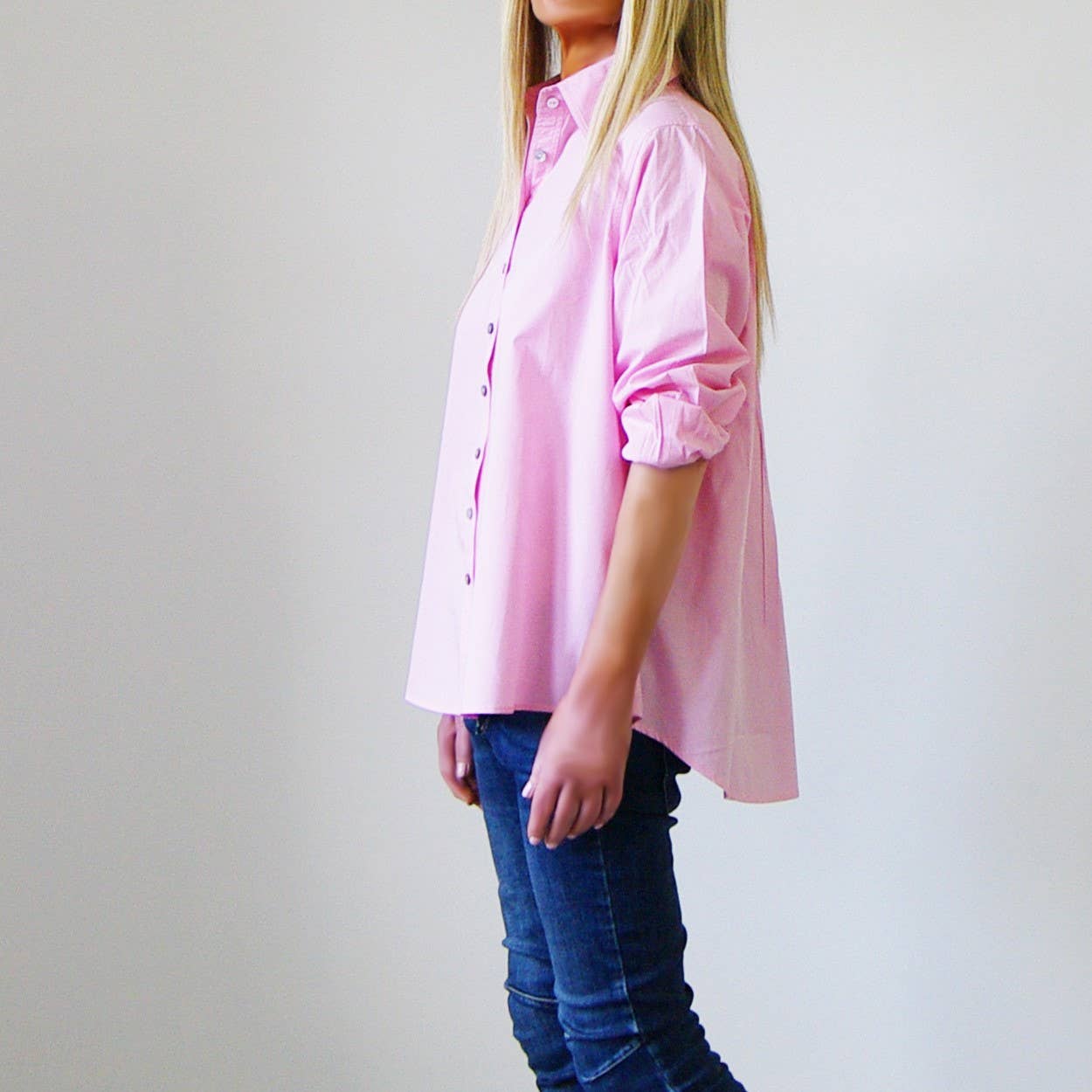 Who's Charlie - Vendita all'ingrosso Camicia button down - Donna - Camicia oversize in cotone Riley10