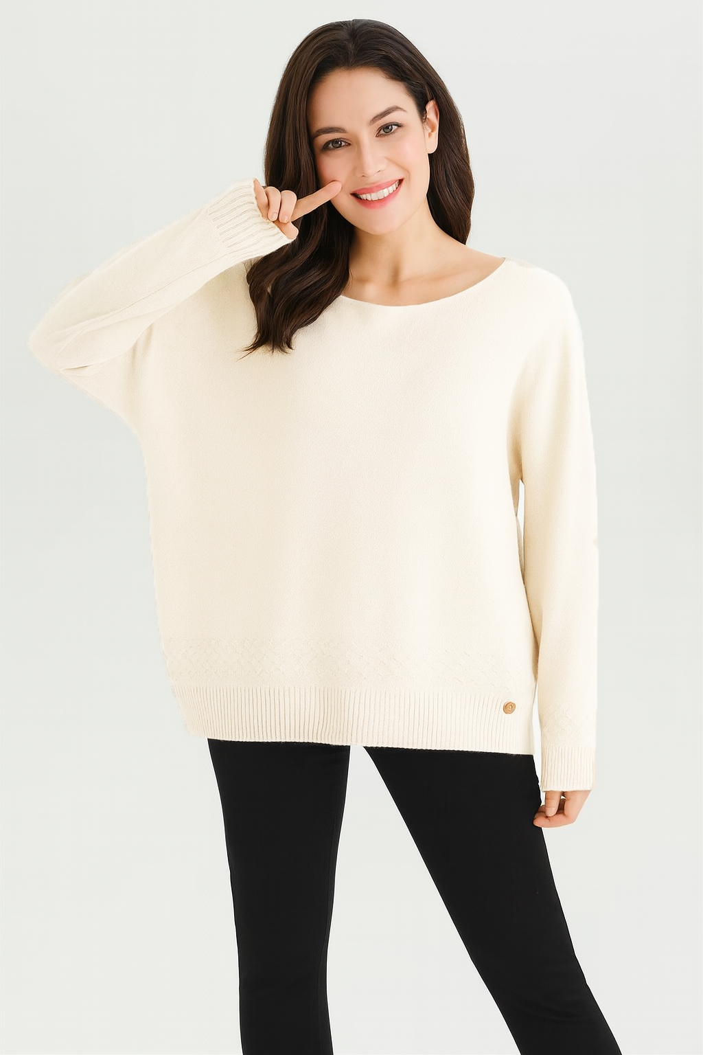 Lucy Sparks – wholesale Knitted jumper – Women′s – SOFT KNIT JUMPER WITH CHEVRON HEM DESIGN0