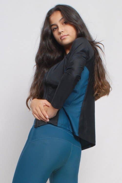 REWILD Outfit - Wholesale Athletic Top - Women's - BOREALIS COVER TOP2