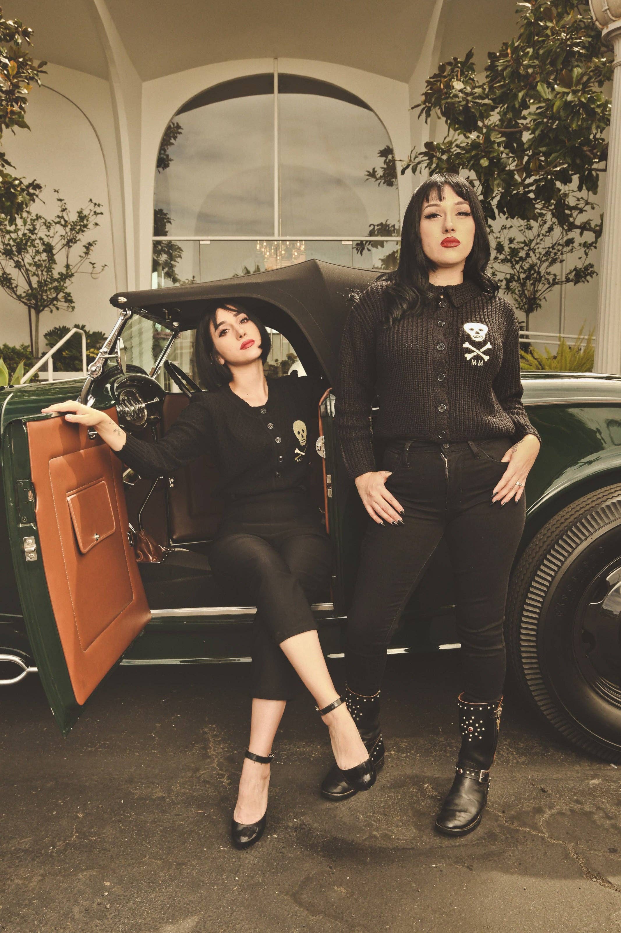 Mischief Made – Pulôver - Mulher por atacado – Camisola Collared MM Skull MN Cropped em Preto2