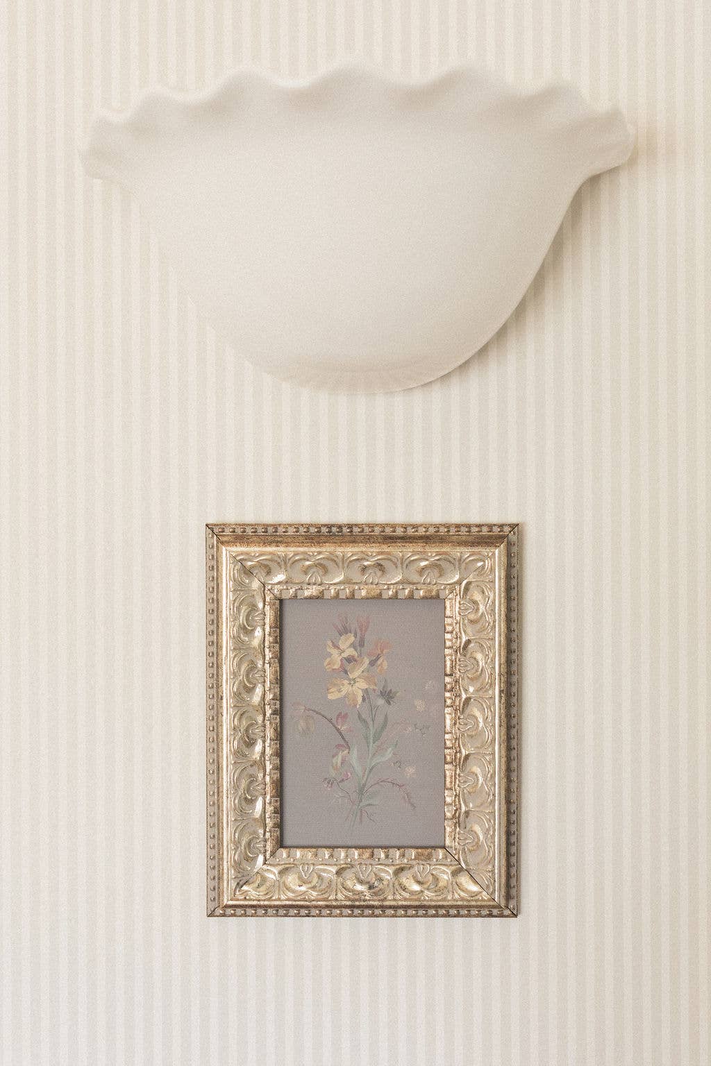 Petal Lane Home - Wholesale Wall art set - French Wildflowers Framed Antique Art3