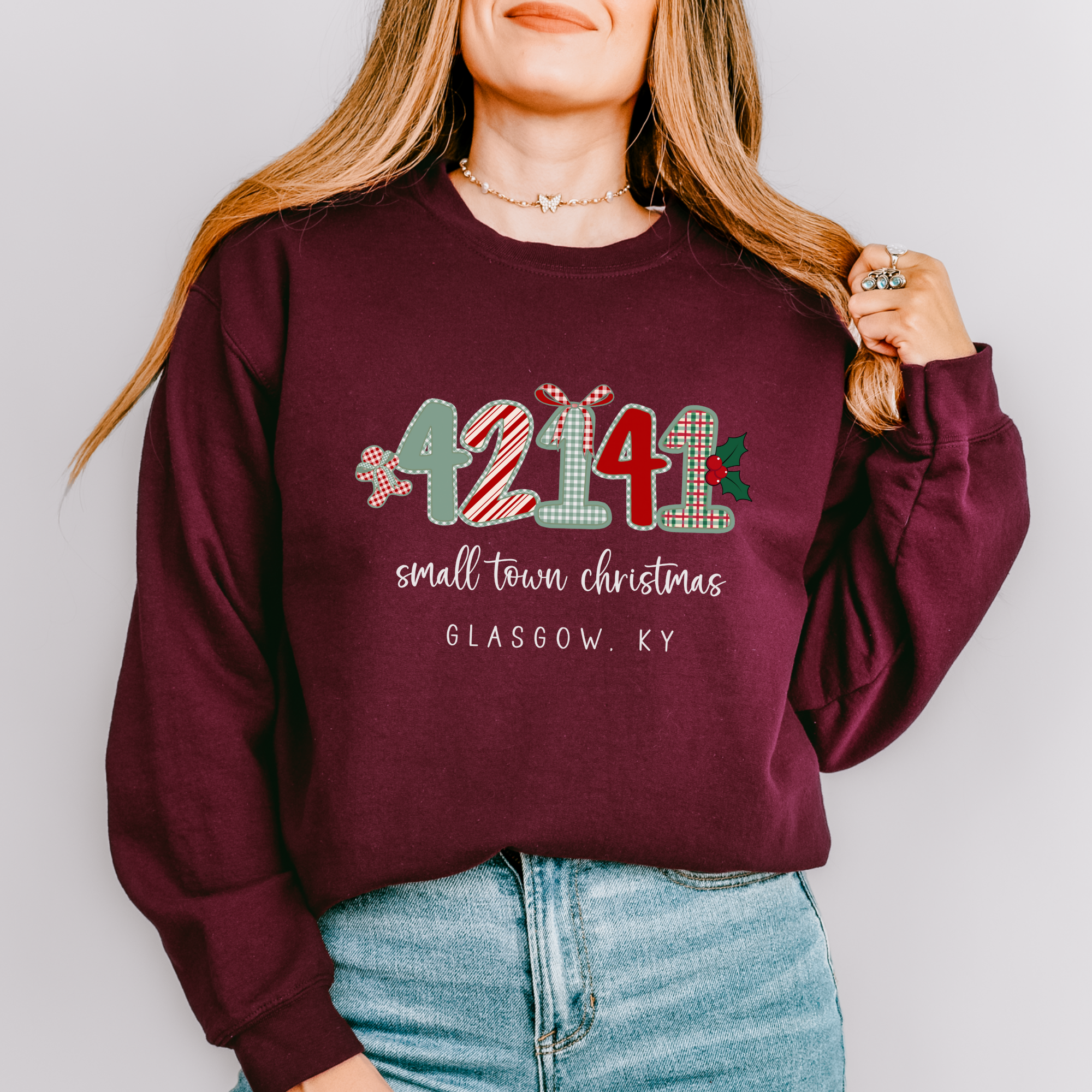Scripted Pearl - Vente Sweat-shirt à imprimés – femme - Sweatshirt de Noël personnalisé avec graphique de petite ville.3
