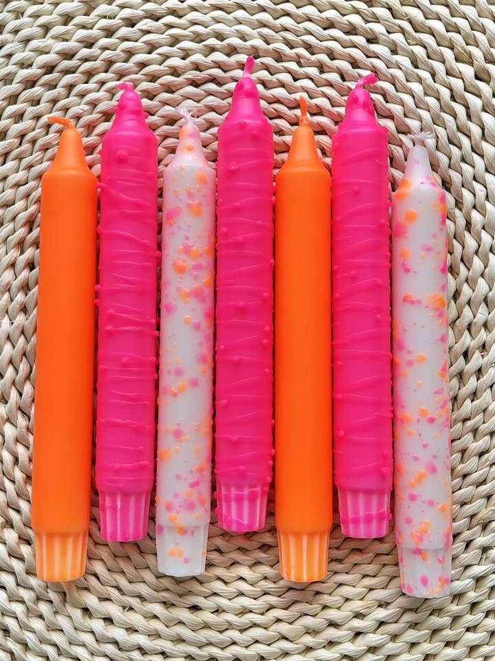 Trío de velas cónicas Dip Dye neón con flamenco para venta al por mayor de Dot Home Aroma