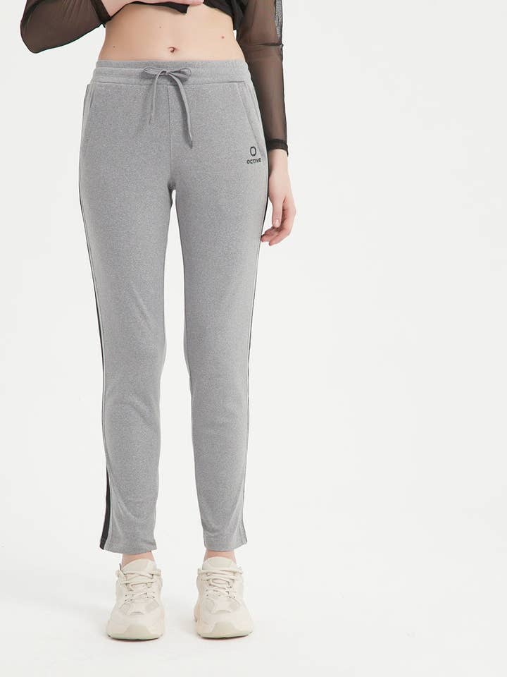 Pantalon d'entraînement pour femmes pour la vente par Neyo