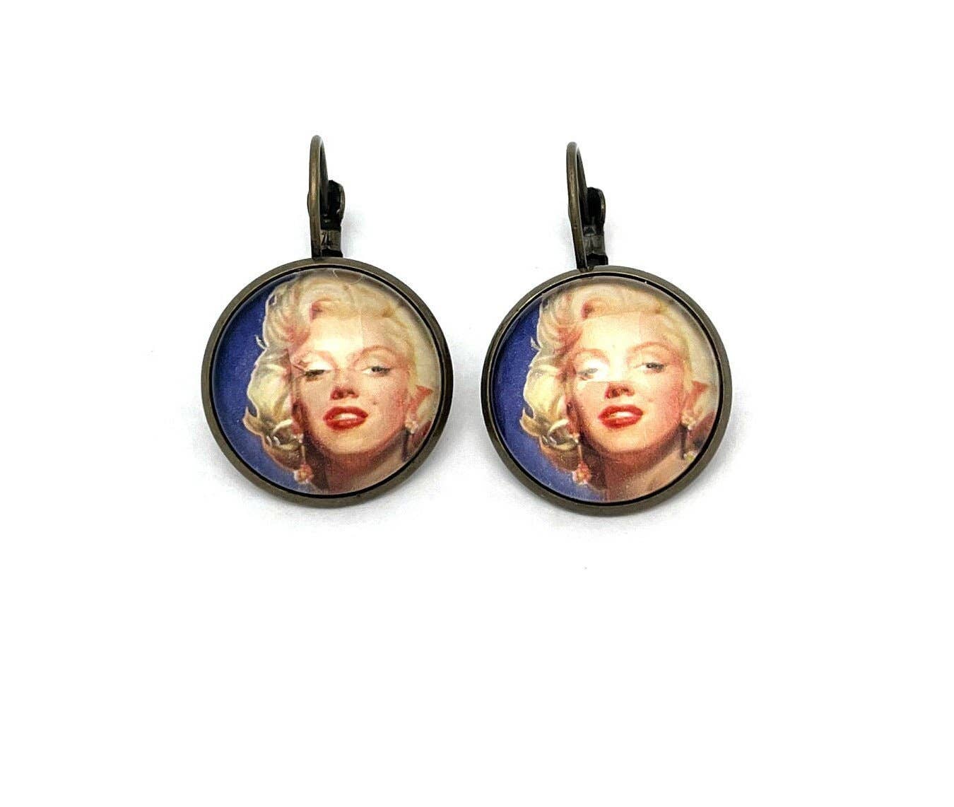 Postage Stamp Jewelry - Wholesale Dangle Earrings - 1995 Marilyn Monroe - USA Stamp - Postage stamp jewelry - Postage Stamp Earrings - French clip earrings in antique bronze finish